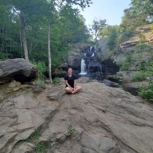 Meet your Posher, Sierra